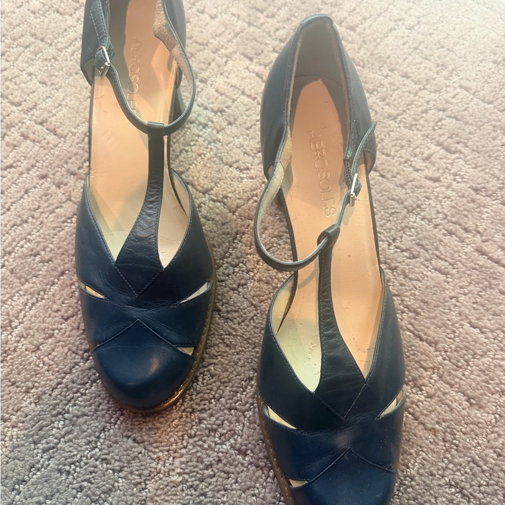 Aerosoles Navy T-Strap Leather Women's Pumps